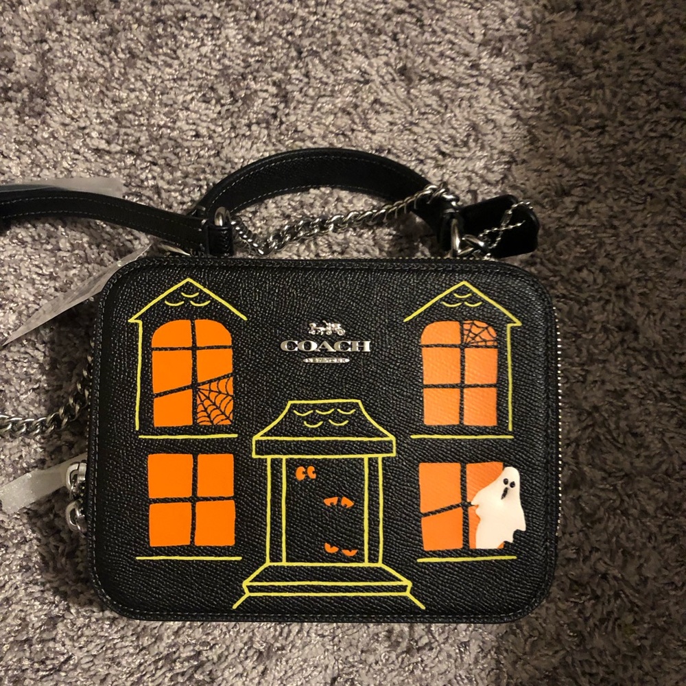 Brand new with tags!  Coach Haunt Box handbag.
